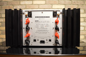 Mark Levinson No 331 - Dual Monaural Power Amplifier / 230VAC - 200 WPC (4 Ohms)