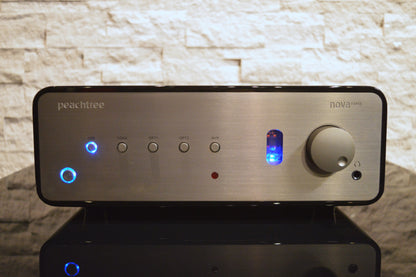 Peachtree Audio - nova220SE - Integrated Amplifier / DAC - Silver
