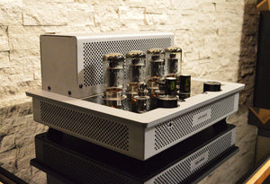 Audio Research - I/50 - Vacuum Tube Integrated Amplifier w/Remote - Silver