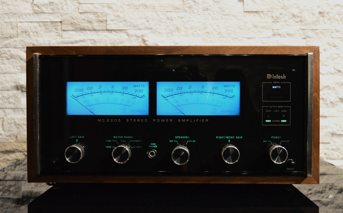 McIntosh - MC2205 - Stereo Power Amplifier - Serviced