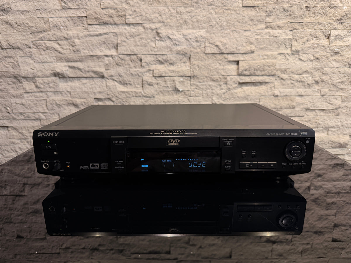 Sony - DVP-S530D - CD / DVD Player with Dolby Digital 5.1 Decoder