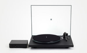 Rega - Planar 6 - Turntable - No Cartridge