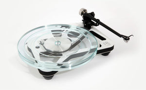 Rega - Planar 8 - Turntable - No Cartridge