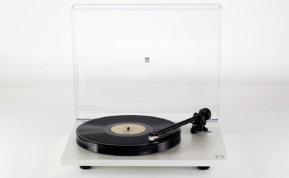 Rega - Planar 1 - Turntable - With Carbon Cartridge