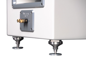 Salon 1 Audio Wilson Audio Alexx V speaker base featuring Acoustic Diodes and gold-plated binding posts in white