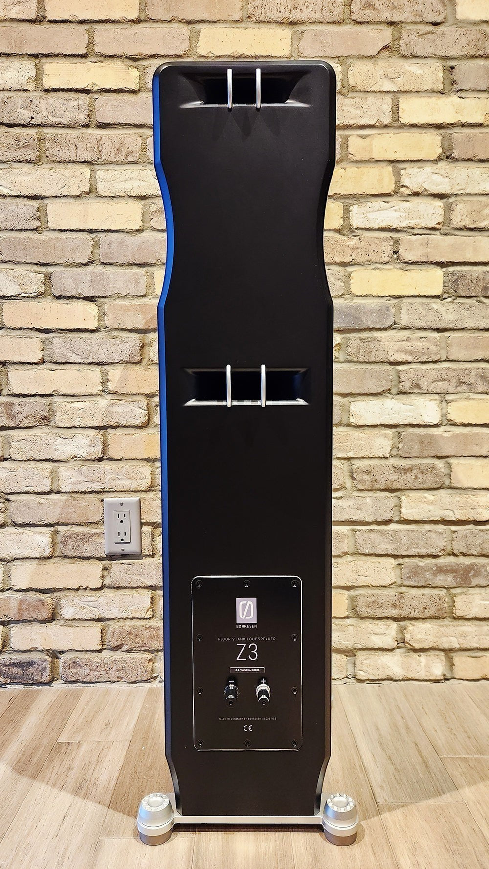 Salon 1 Audio Børresen Z3 floor standing loudspeaker in satin black, rear view showing binding posts and isolation feet.