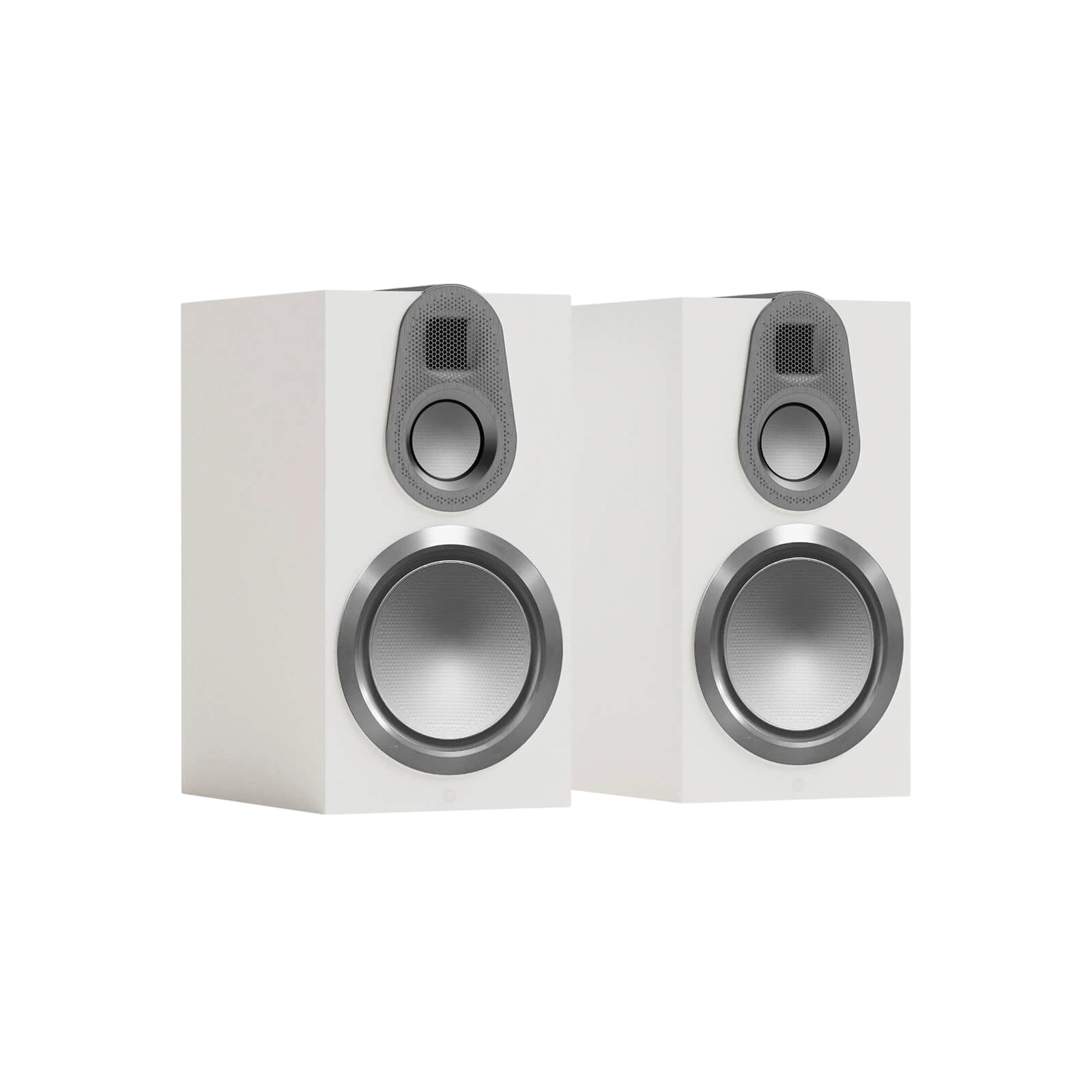 Salon 1 Audio Monitor Audio Gold 100 6G white bookshelf speakers featuring MPD III tweeters and C-CAM drivers.