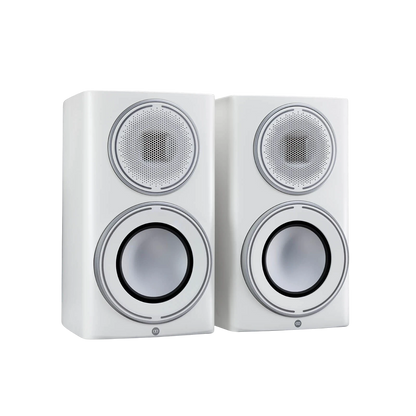 Salon 1 Audio Monitor Audio Platinum 100 3G white bookshelf speakers featuring advanced MPD III and RDT III drivers.