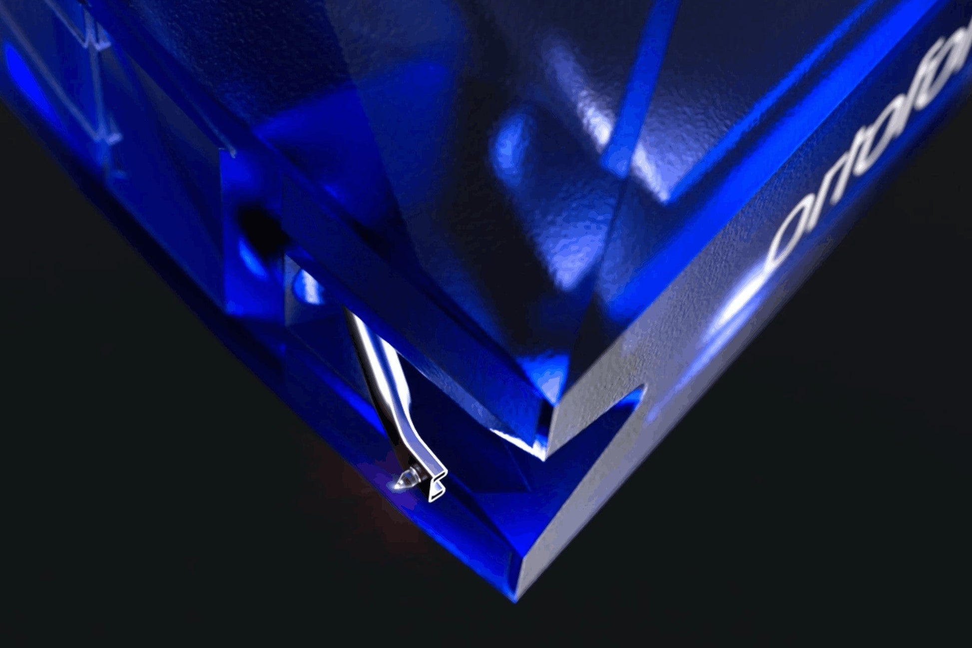Salon 1 Audio Ortofon 2M Blue moving magnet cartridge featuring a blue body and aluminum cantilever stylus detail.