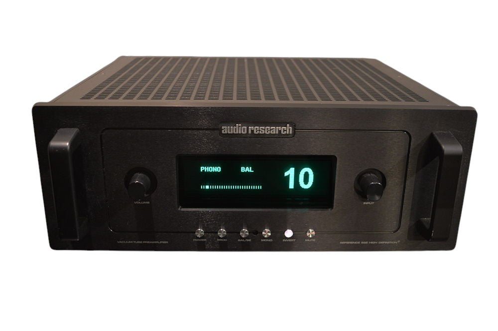 Salon 1 Audio black Audio Research Reference 5SE vacuum tube preamplifier with illuminated green display