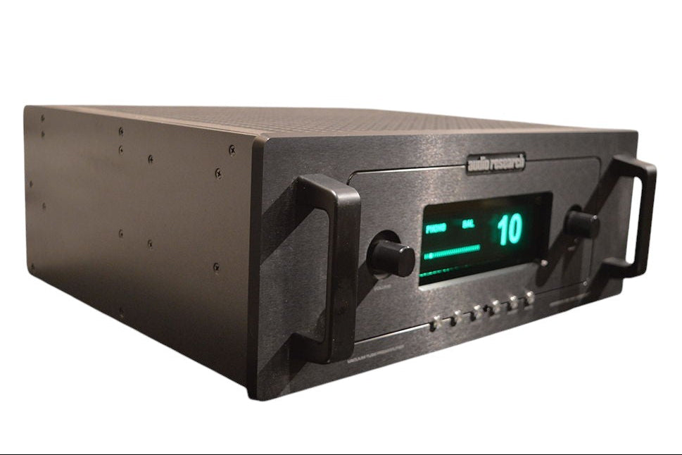 Salon 1 Audio black Audio Research Reference 5SE vacuum tube preamplifier with green display and rack handles