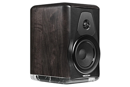 Salon 1 Audio Sonus faber Electa Amator III bookshelf speaker featuring solid walnut, black leather, and marble base.