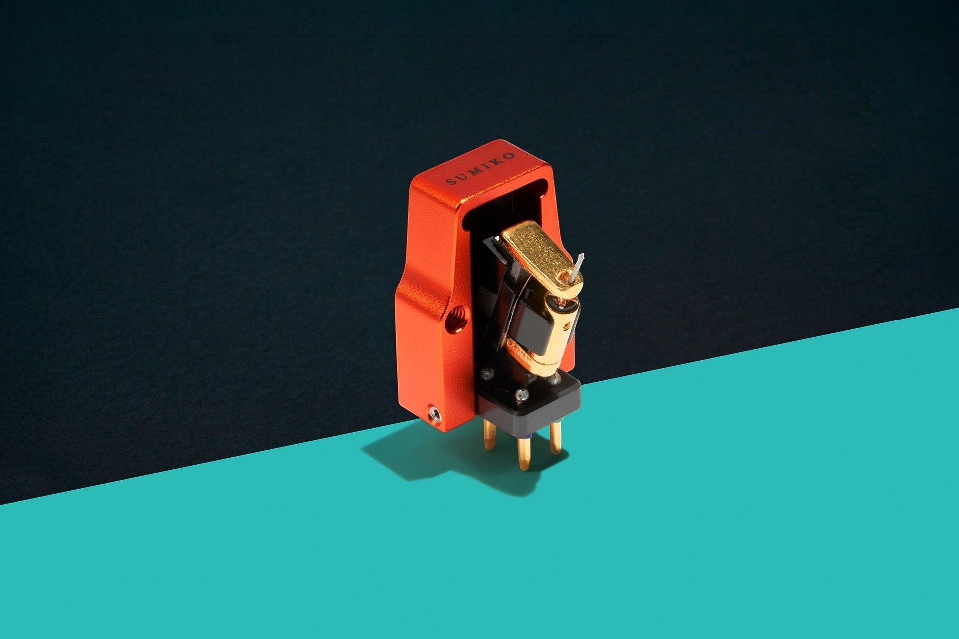 Salon 1 Audio Sumiko Oriole low output moving coil cartridge with orange open-body design and gold generator