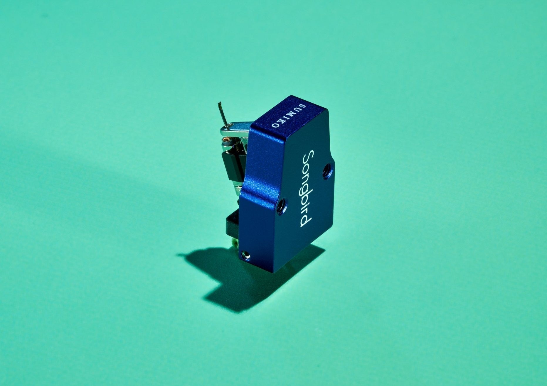Salon 1 Audio Sumiko Songbird High output moving coil cartridge in blue with open-architecture design
