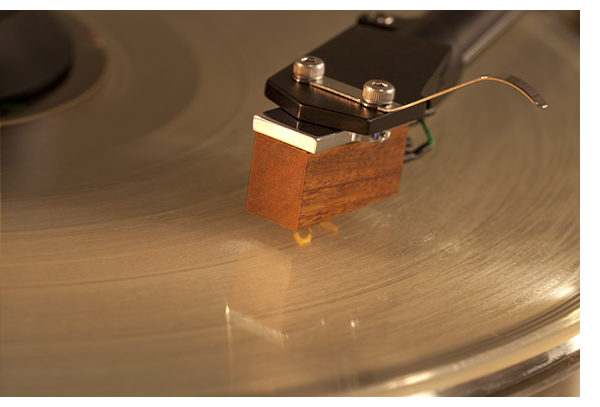 Sumiko Pearwood Celebration II - Signature Line Moving Coil Phono Cartridge - Image 2